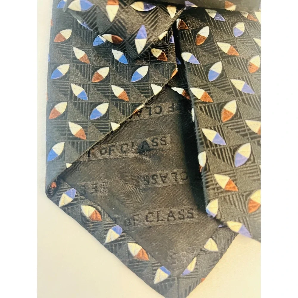 ROBERT‎ TALBOTT BEST OF CLASS COLORFUL GEOMETRIC TIE  100% SILK   MADE IN USA